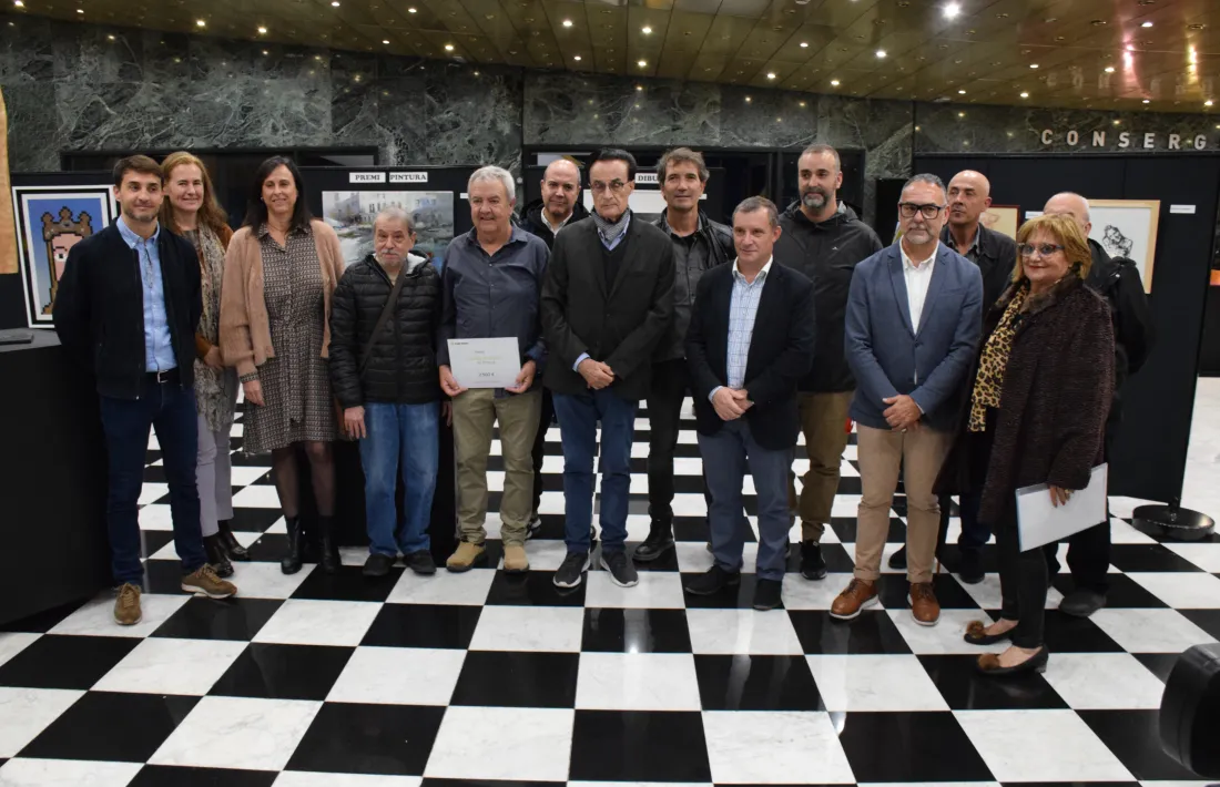 Foto de família dels guanyadors a l'Arts Andorra.