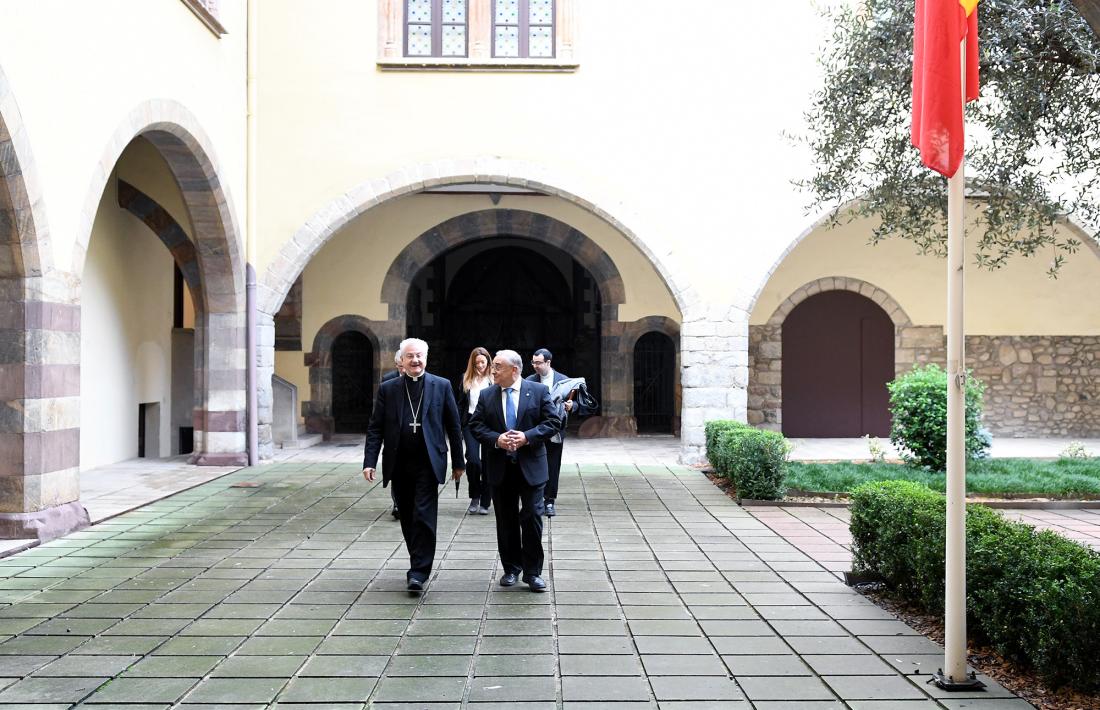 La signatura del memoràndum d’entesa va tenir lloc aquest dilluns al palau episcopal.