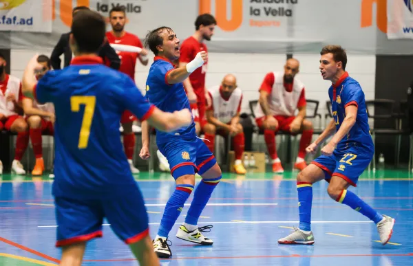 p._29_central_fsala_and_tur_-_facundo_santana