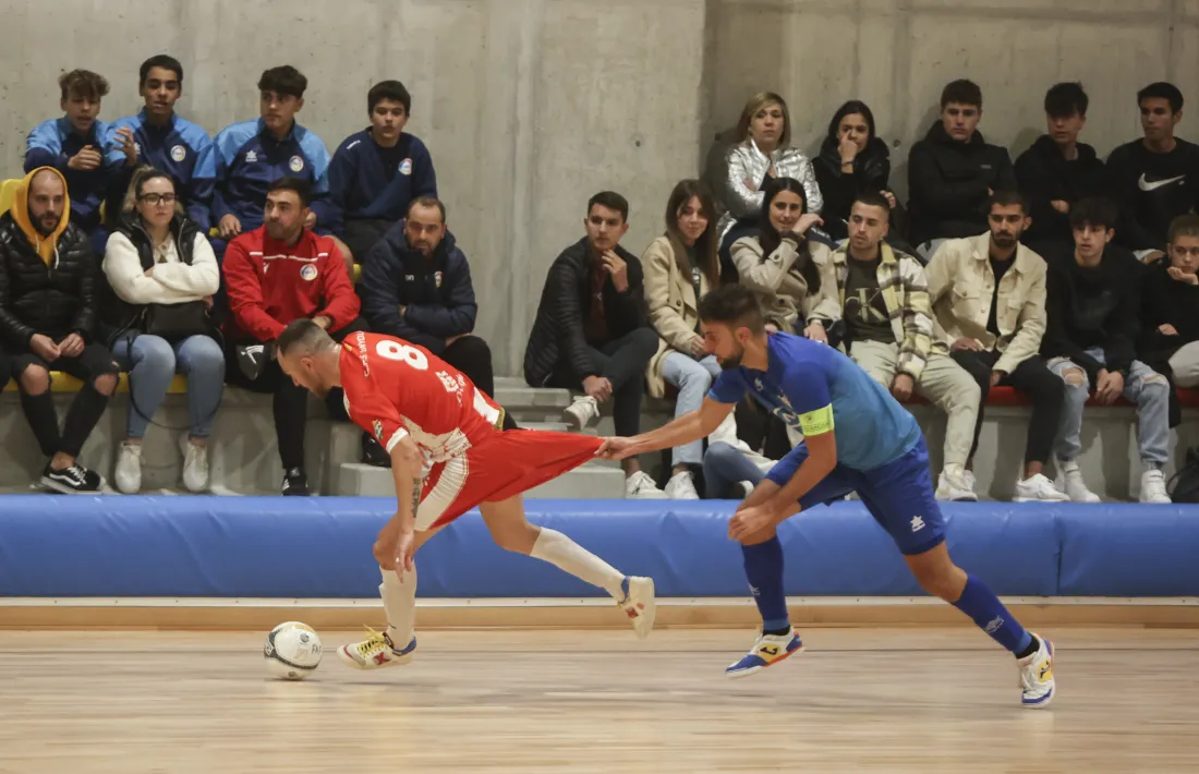 L’Enfaf Construccions Modernes contra el Linyola va tenir de tot.