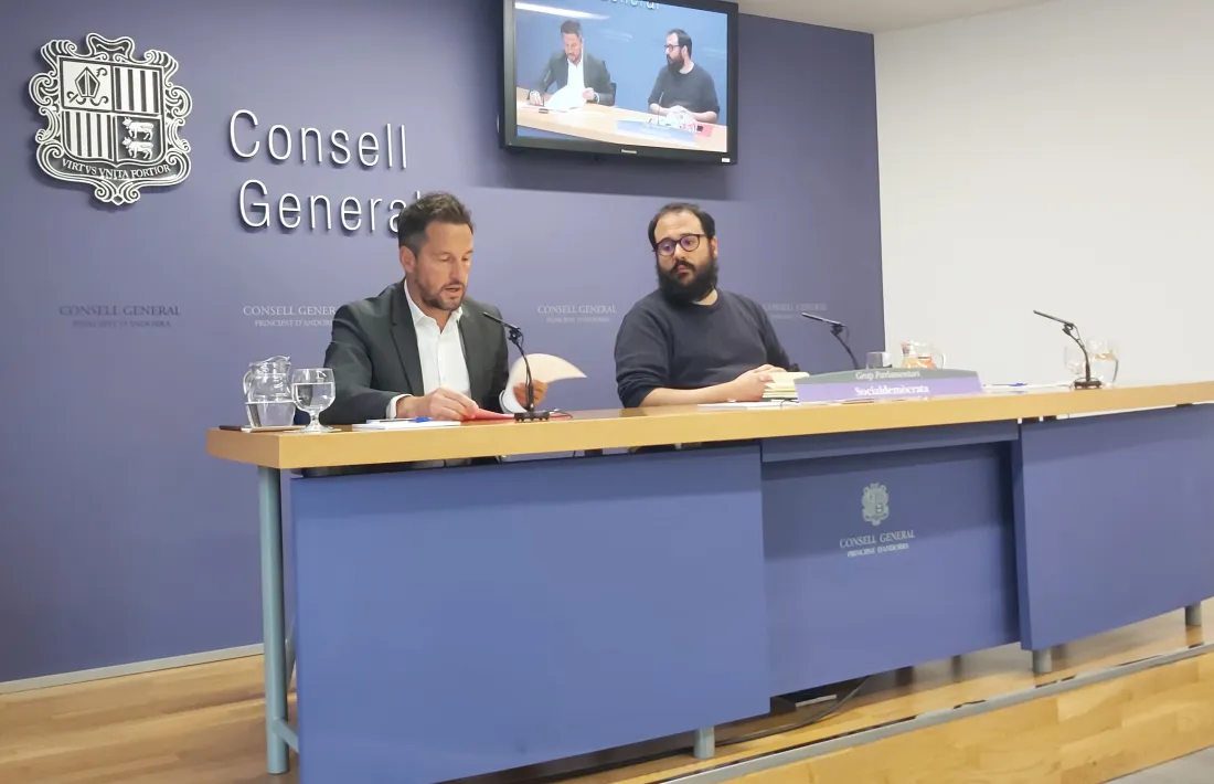 López i Sánchez han presentat avui les esmenes al nou text de mesures en relació amb l’habitatge.