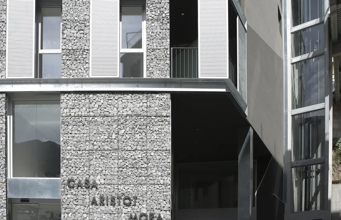 La Casa Aristot Mora, situada al carrer Ciutat de Valls de la capital, es va inaugurar el 30 de juny passat.