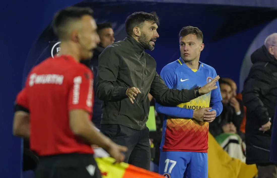 Germán Valera, al costat d’Eder Sarabia, abans d’ingressar al terreny de joc.