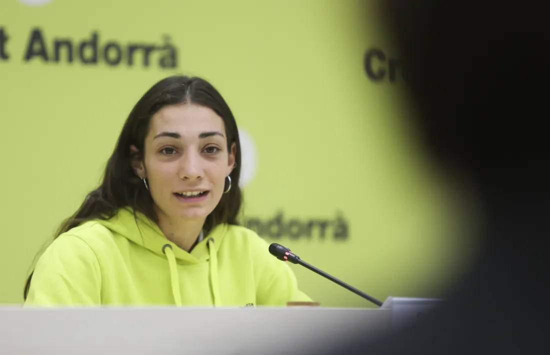 Monica Doria, a la seu de Crèdit Andorrà, el seu màxim patrocinador.