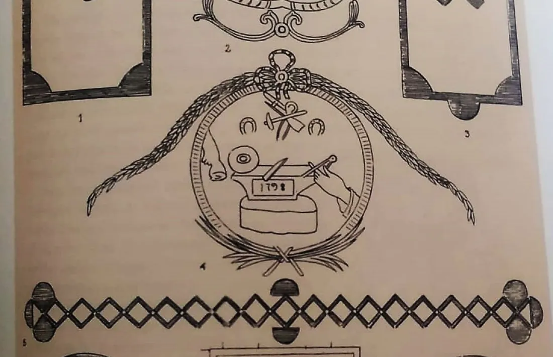 Motius ornamentals en forma d'esvàstica i rosa sexifòlia localizats a cases pairals de Baesalú i Folgueroles ('Art popular decoratiu').