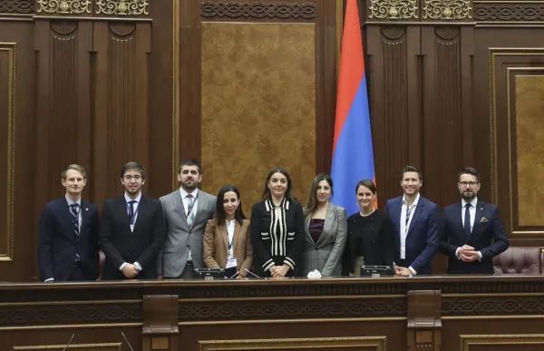 p._07_1_xarxa_joves_parlamentaris