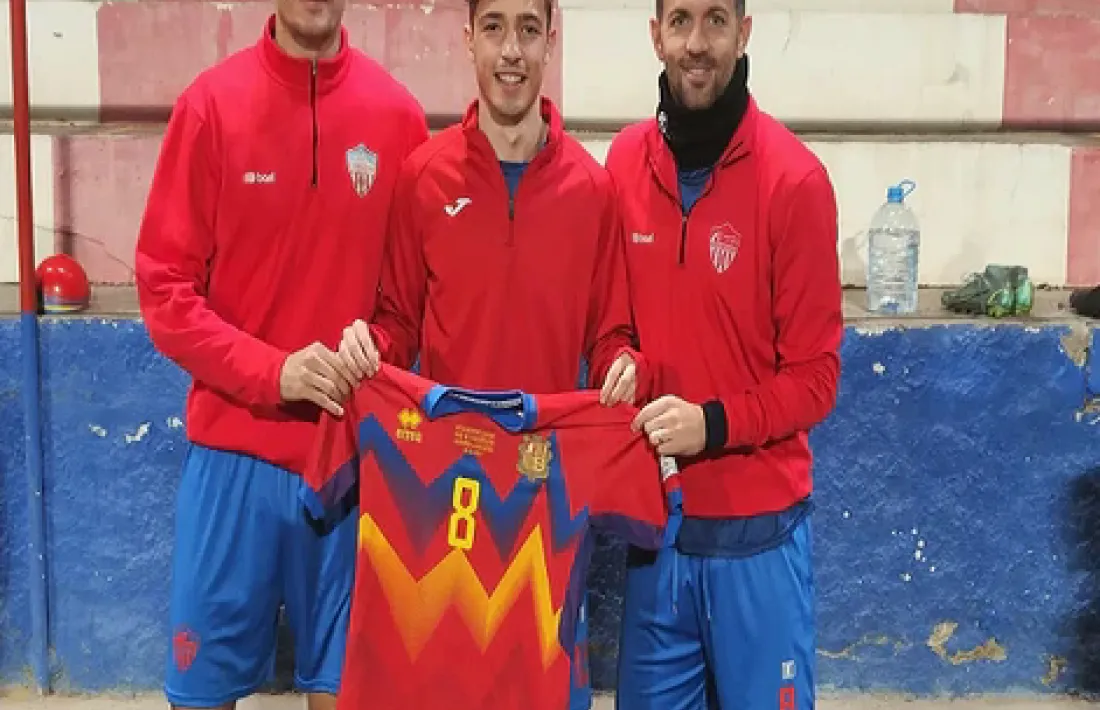 Izan Fernández, al Montsó.