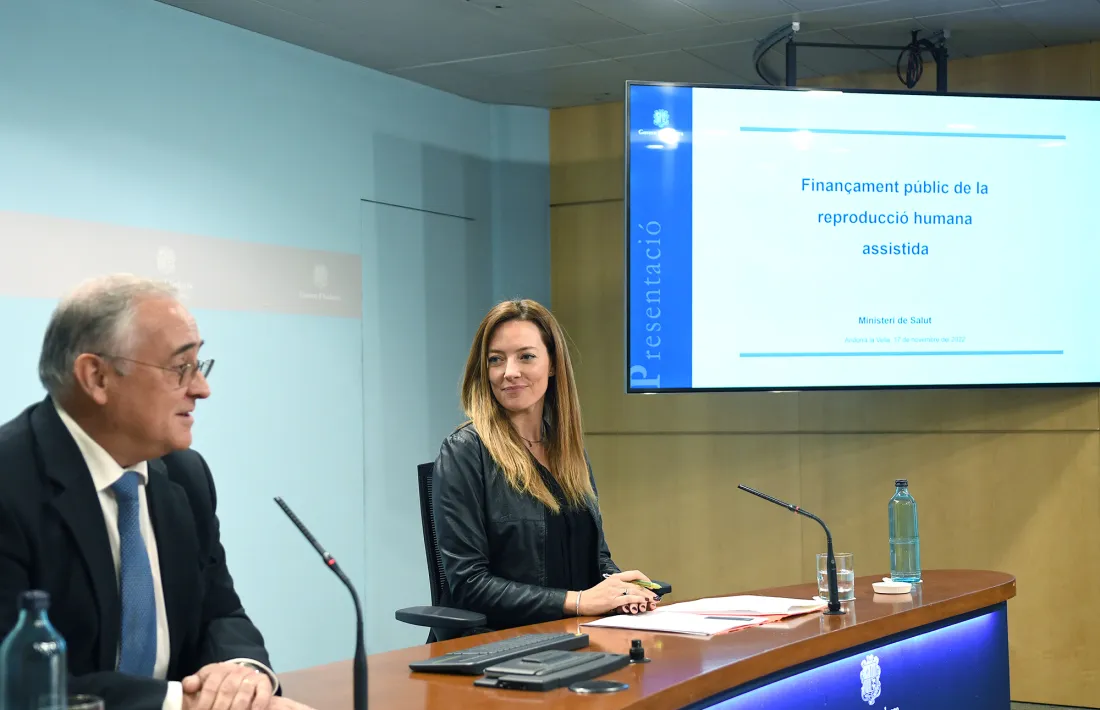 Albert Font i Helena Mas durant la compareixença d'aquest matí.