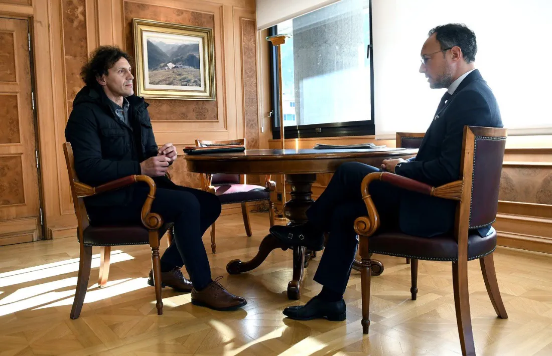 El cap de Govern, Xavier Espot, i Marcelo Ponce, en la reunió d'ahir al matí.