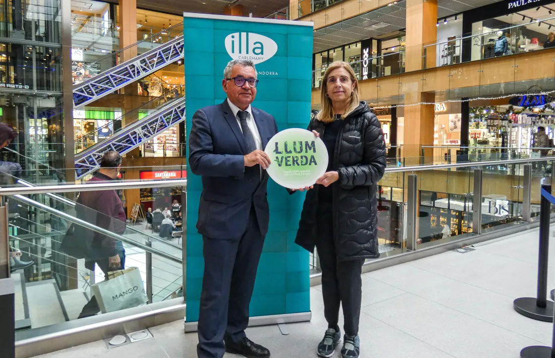 Un moment de l'acte d'entrega del distintiu Llum Verda.,