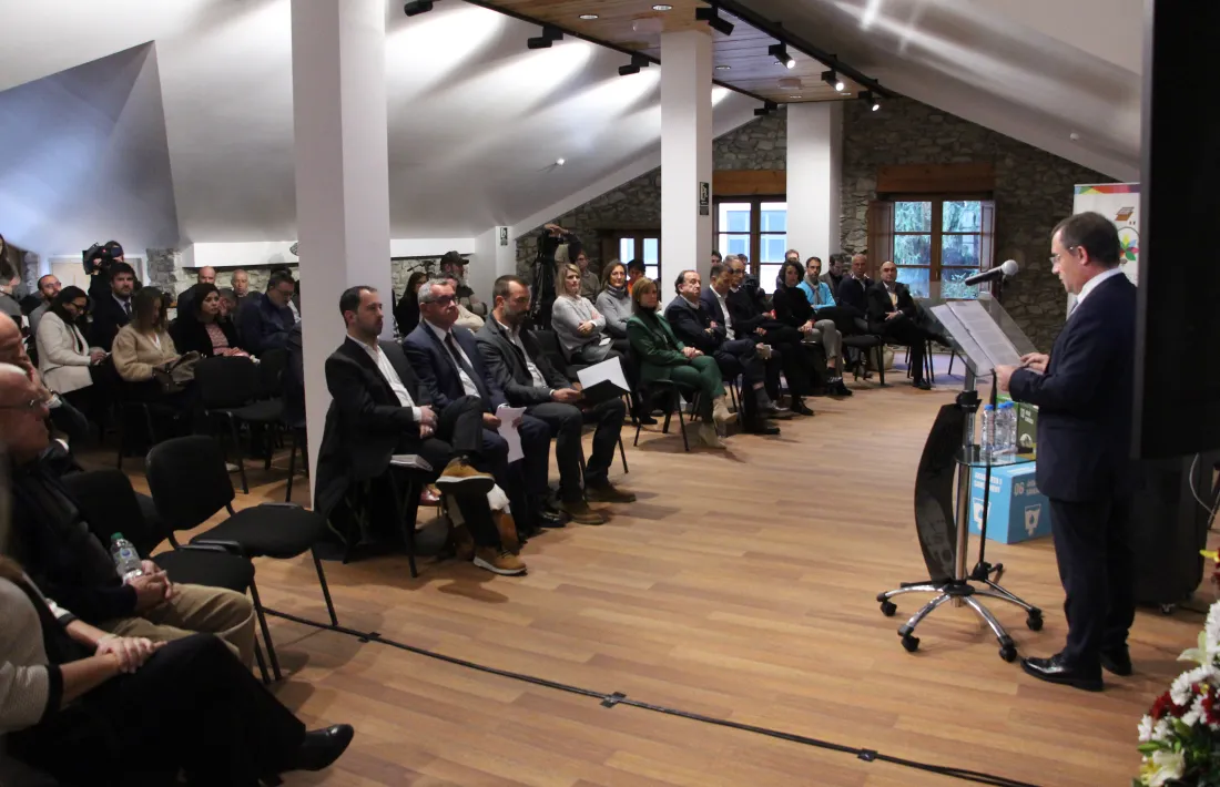 Un moment de la inauguració de les segones Jornades de l'Energia i Ciutats Sostenibles.
