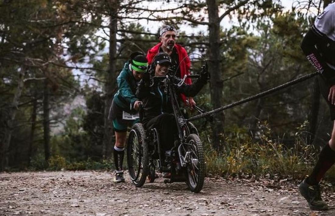 Maria Dolsa i Inma Boscà, competint a l’Ultra Trail de Collserola.