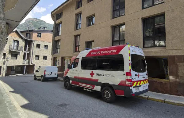 p._03_transport_sociosanitari_-_facundo_santana