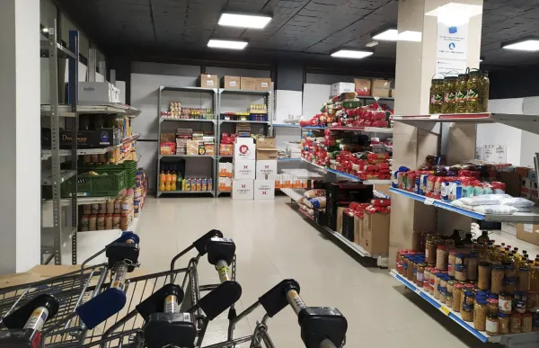 p._11_botiga_solidaria_-_creu_roja