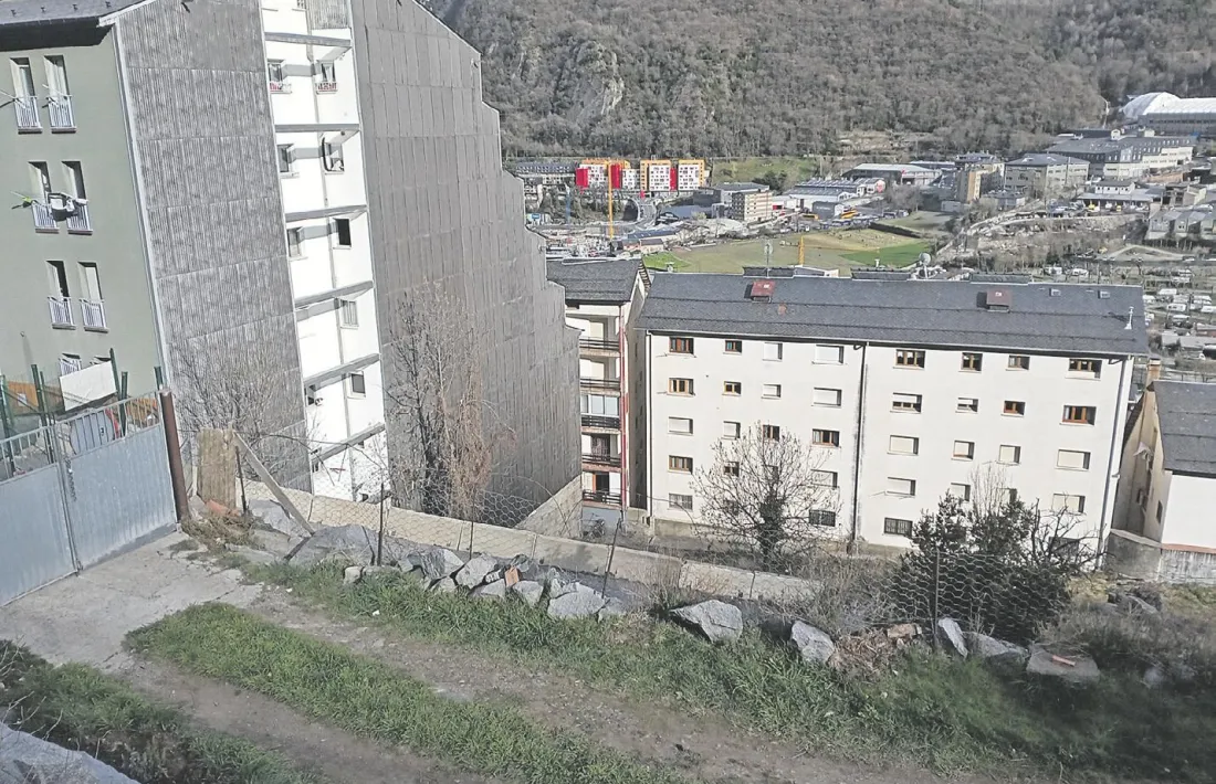 La parcel·la on s'havia de fer els pisos de preu assequible a Ciutat de Valls.