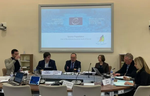 padreny_explicant_la_xarxa