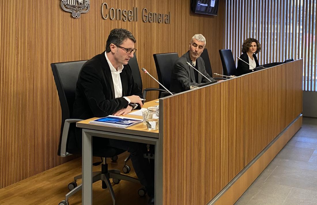 Mujal ha comparegut avui, a petició pròpia, davant la comissió legislativa d’economia.