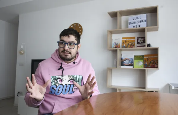 p._08_adria_jovial_-_facundo_santana