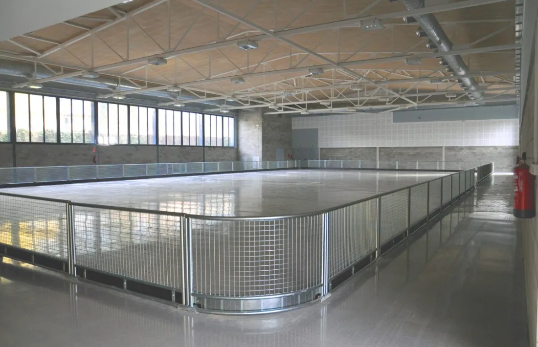 La pista polivalent només es lloga o cedeix, addueix l’alcalde, per a finalitats sense ànim de lucre. 