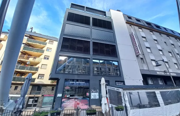 whatsapp_image_2022-12-20_at_12.40.28_1