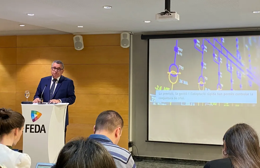 Albert Moles durant l’exposició de la situació de FEDA el 2022 i els reptes per al 2023.