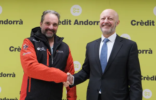p._30_foto_conveni_credit_andorra_ecep_des22_2