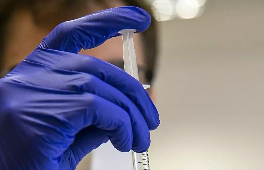 Una vacuna contra la Covid-19.