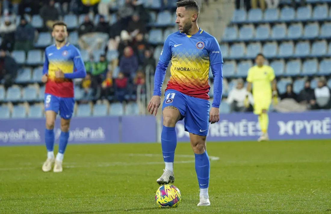 Marc Fernández, extrem esquerre de Corbera de Llobregat, deixa l’FC Andorra. 