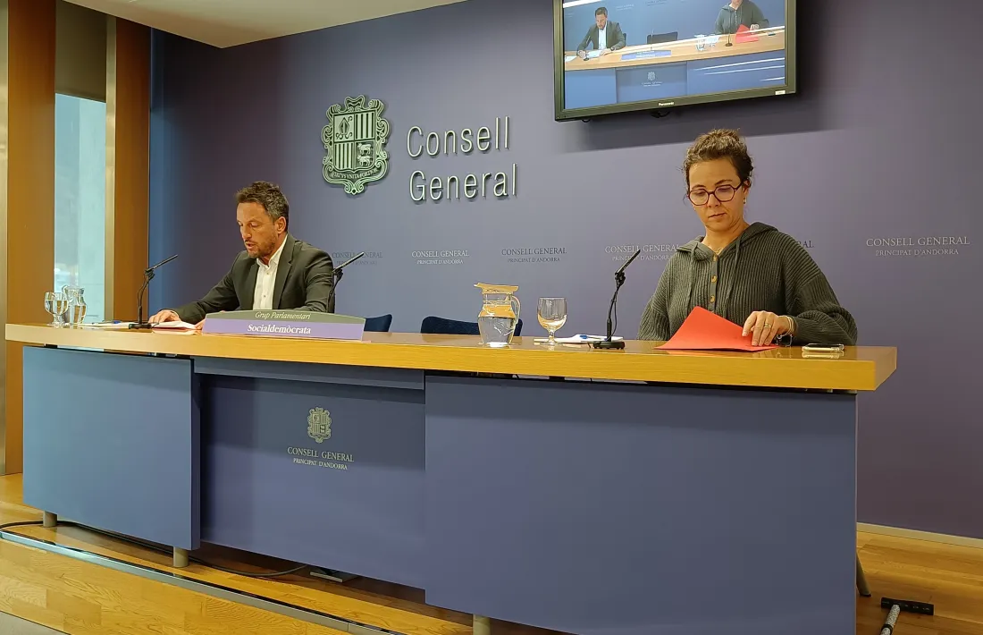 Pere López i Judith Salazar en la roda de premsa d’aquesta tarda.