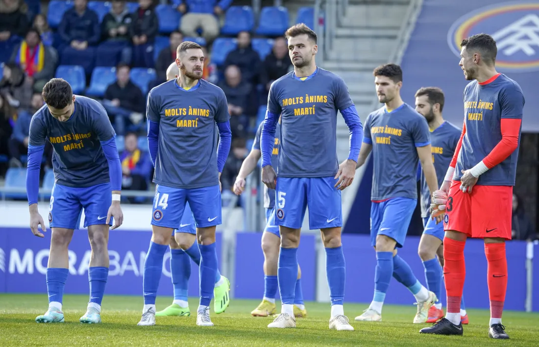 Adri Vilanova s’uneix al lesionat Vilà.