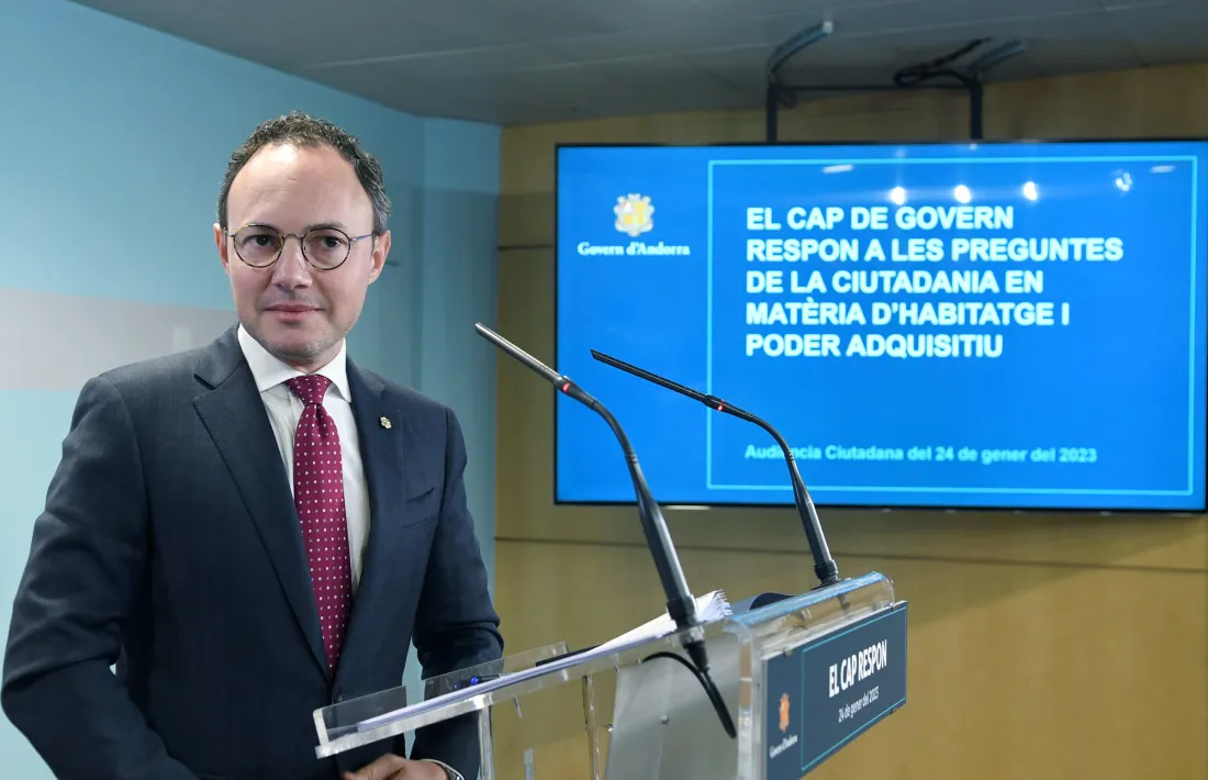 El cap de Govern, Xavier Espot, va respondre les preguntes dels ciutadans des de la sala de premsa de l’edifici administratiu del Govern.