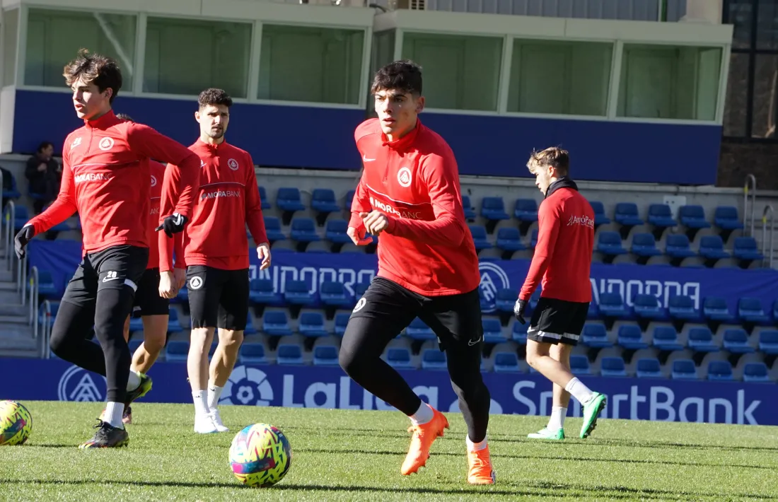 Àlex Valle, amb permís del Barça, es va entrenar ahir amb l'FC Andorra.