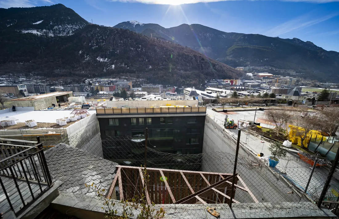 Les obres de connexió de la plaça del Poble amb l'avinguda Meritxell.