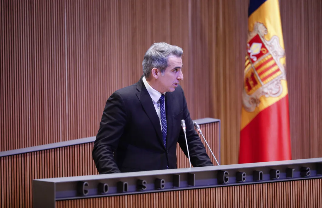 El ministre de Finances, César Marquina, en una de les seves intervencions exposant els comptes per a aquest exercici.