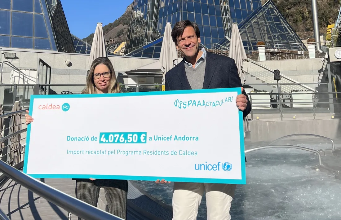 La presidenta d'Unicef, Marianela Vila, i el director general de Caldea, Miguel Pedregal.