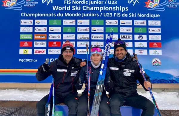 p._29_gina_8a_10km_mundials_juniors_whistler_amb_skiman_joan_viliella_esquerra_i_xabier_del_val_dreta_01