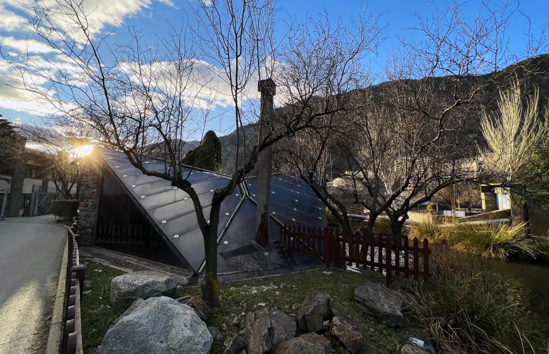 El nou, a l’entrada del Parc Central per l’avinguda de Tarragona, té 120 metres quadrats i servia fins ara de magatzem.
