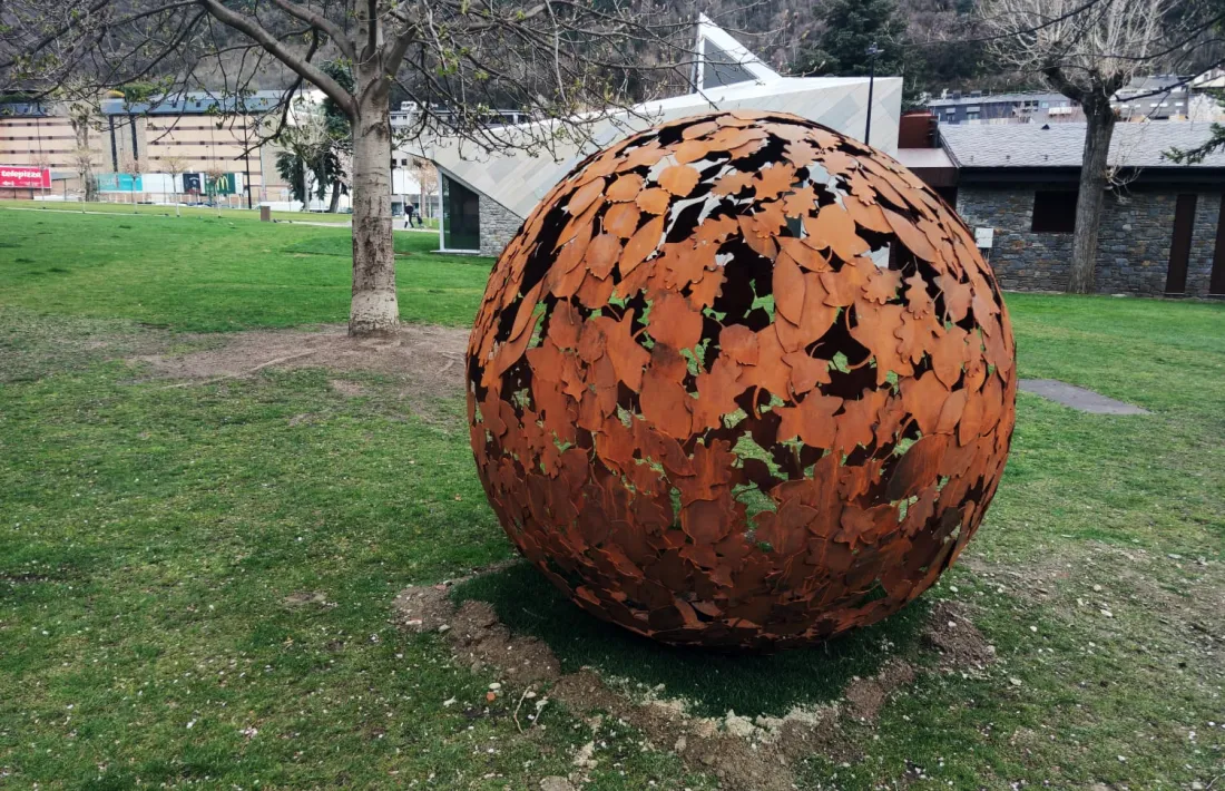 La peça de Judit Gaset al Parc Central.