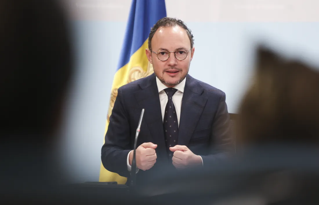 Un moment de la compareixença del cap de Govern, Xavier Espot, per anunciar la convocatòria electoral.