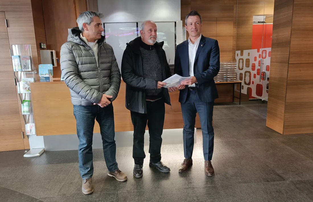 Els presentadors de la candidatura d'Andorra Endavant a la capital.