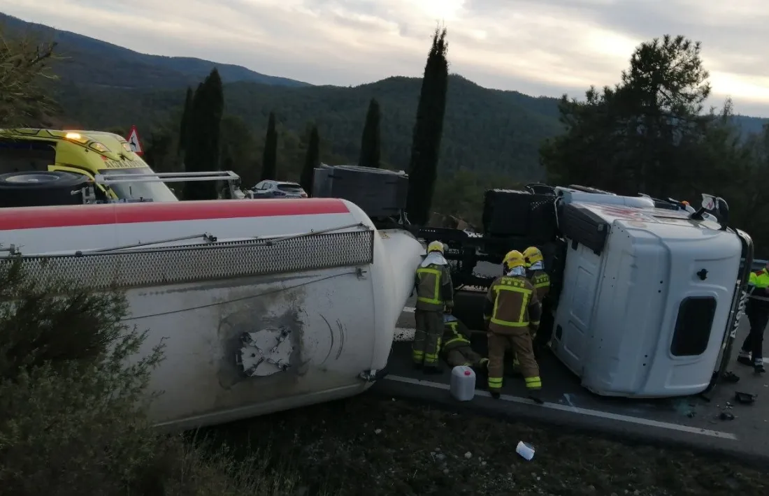 El vehicle sinistrat a la C-14. 