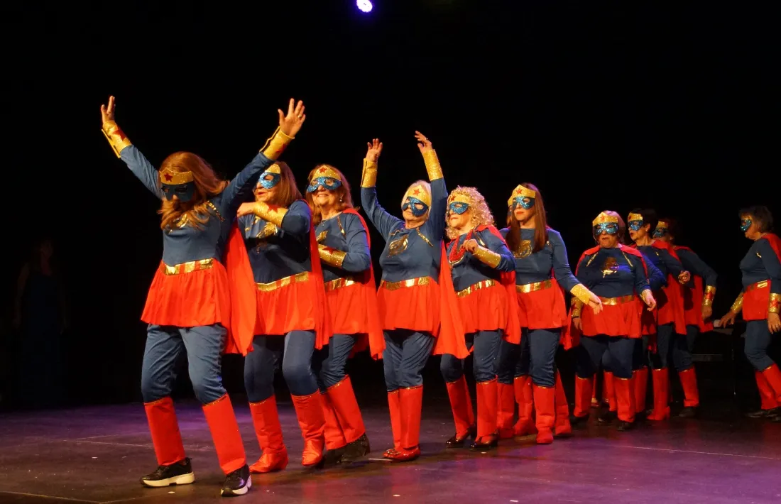 Una de les comparses del Carnaval interparroquial.
