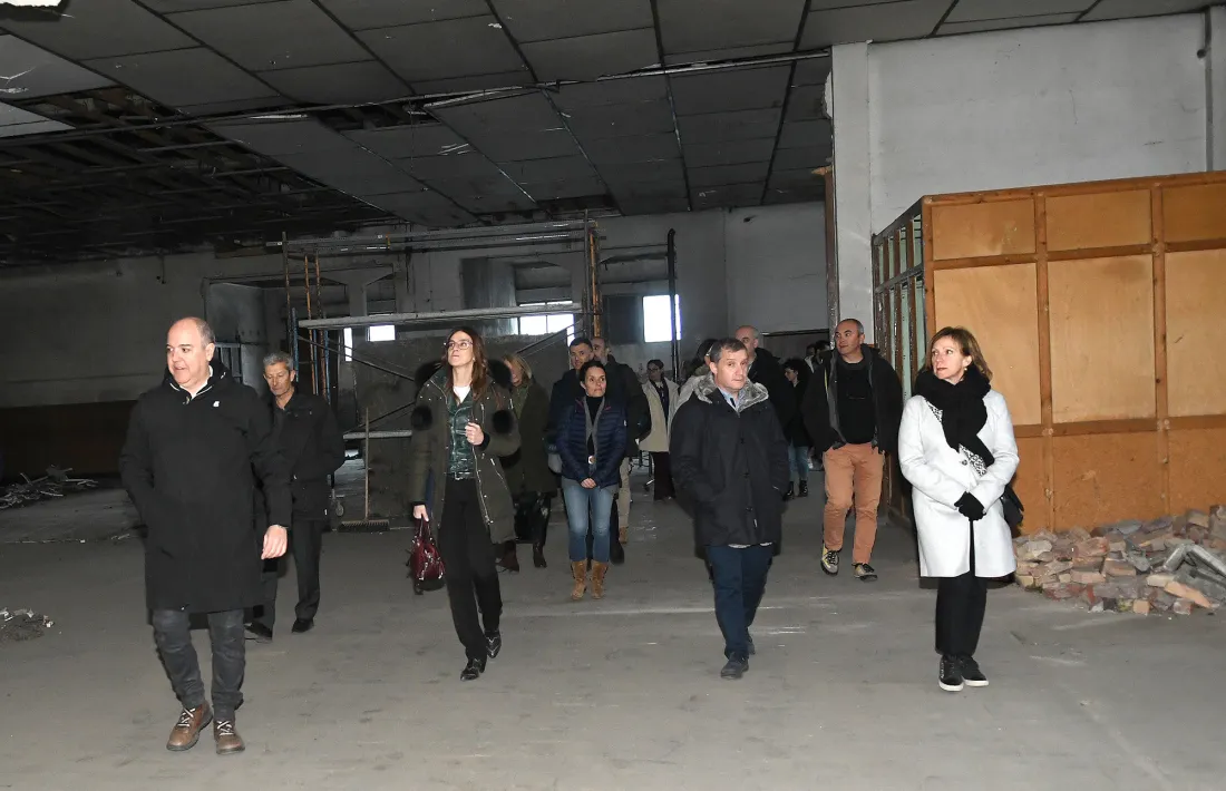 Moles, Riva i els cònsols de Sant Julià han visitat avui la fàbrica de Catsa.