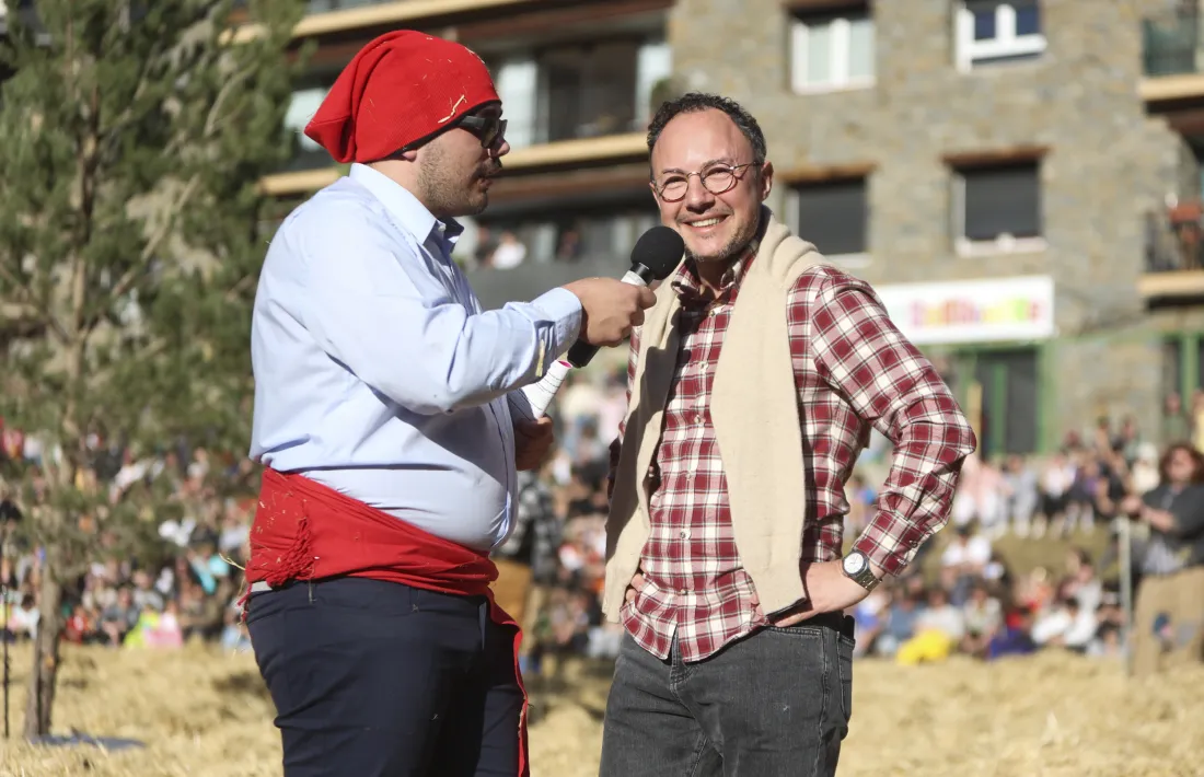 El cap de Govern, Xavier Espot, va assistir ahir al ‘Ball de l’Ossa’ d’Encamp.