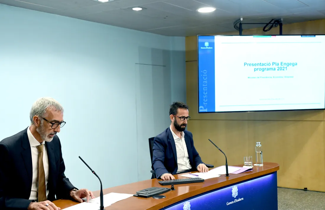 El secretari d'Estat d'Economia, Eric Bartolomé, i el director d'Empresa i Transport, Josep Lluís Pujol en la presentació de l'Engega 2021.