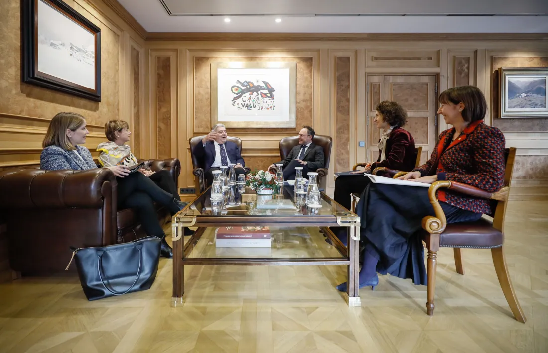 Un moment de la trobada d’Espot amb el ministre d’Estat de Mònaco.