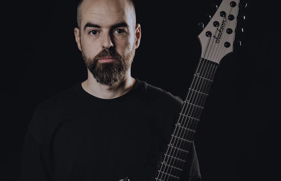 El guitarrista de la banda Persefone, Carlos Lozano.