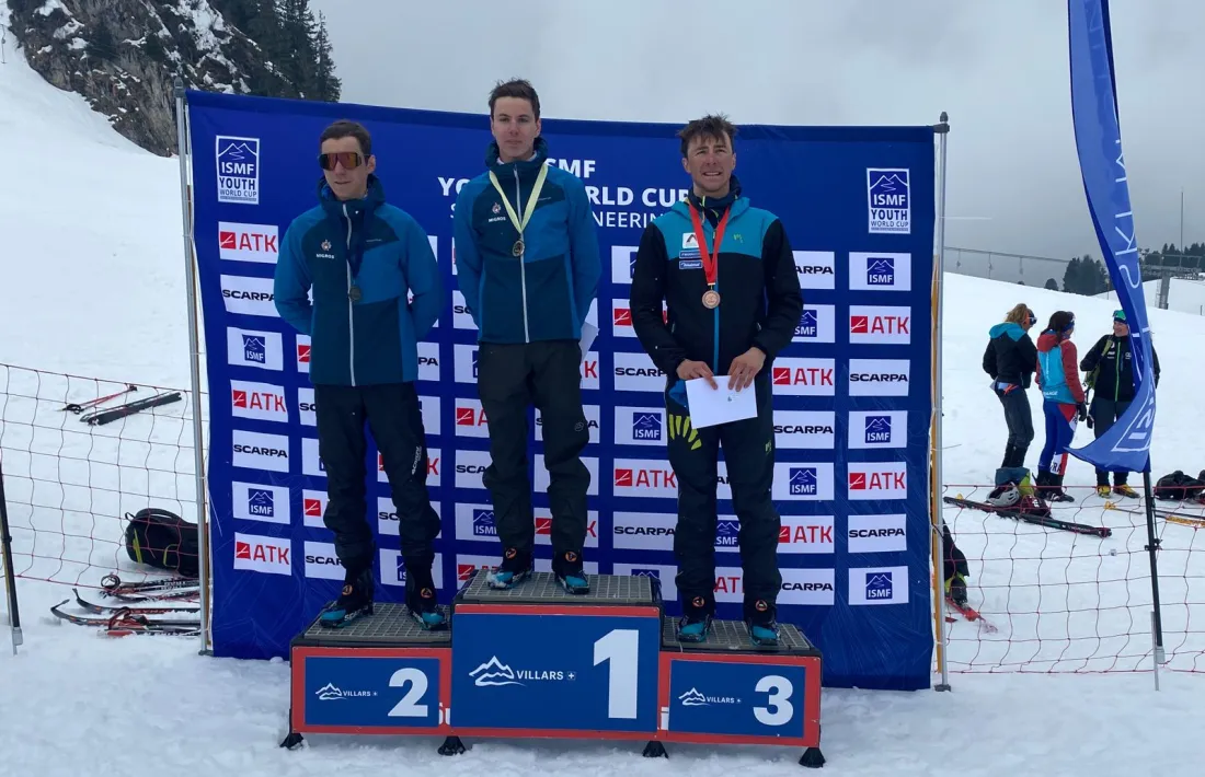 Oriol Olm, al tercer esglaó del podi de la Invidual Race de la Youth World Cup.