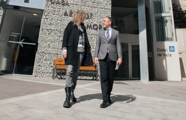 p._07_1_xavier_espot_i_carol_puig_a_casa_aristot_mora_democrates