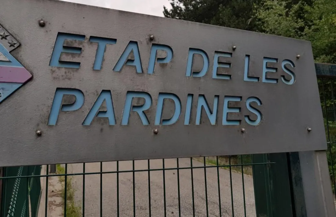 L'accés a l’Estació de Tractament d’Aigua Potable de les Pardines.